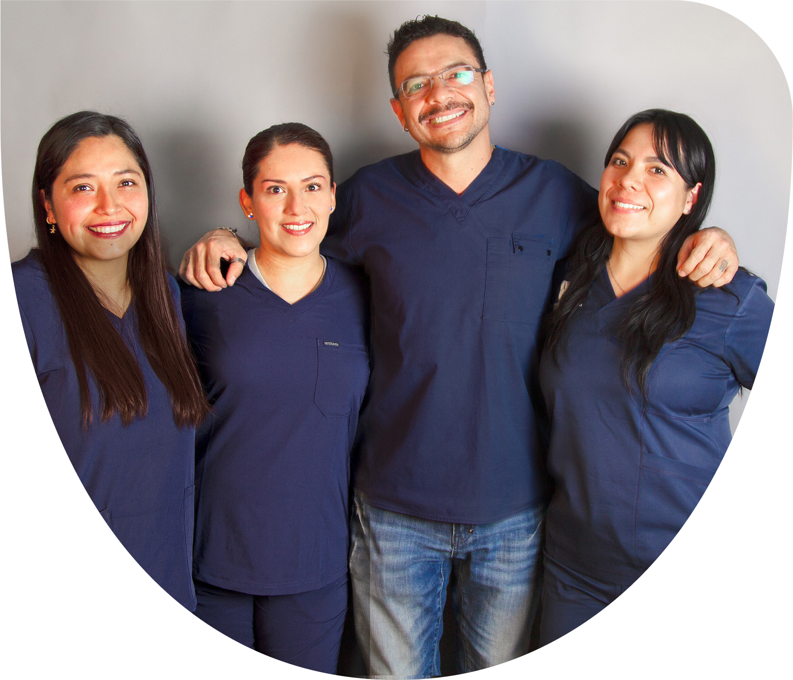 Dentol Smile Studio equipo